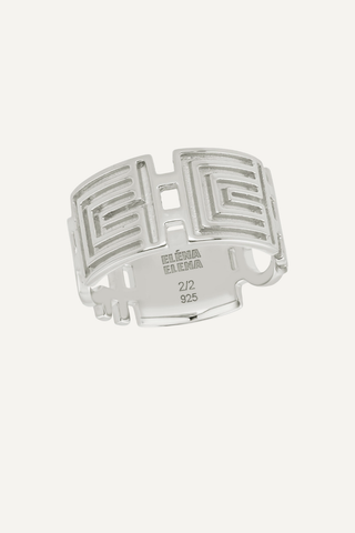 THE ANCESTRAL PORTAL RING